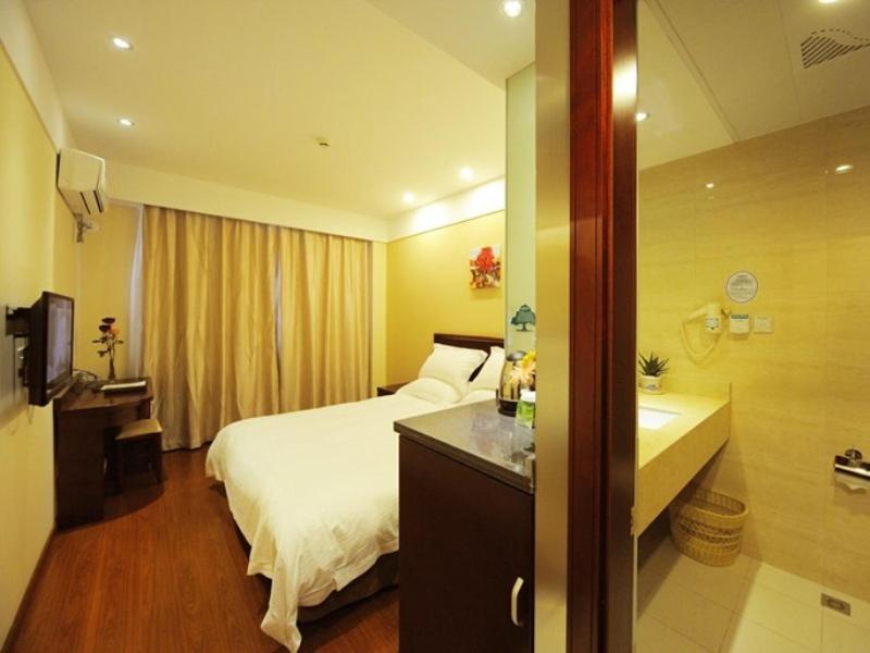 Greentree Inn Shanghai West Huaxia Road Metro Station Express Hotel Esterno foto