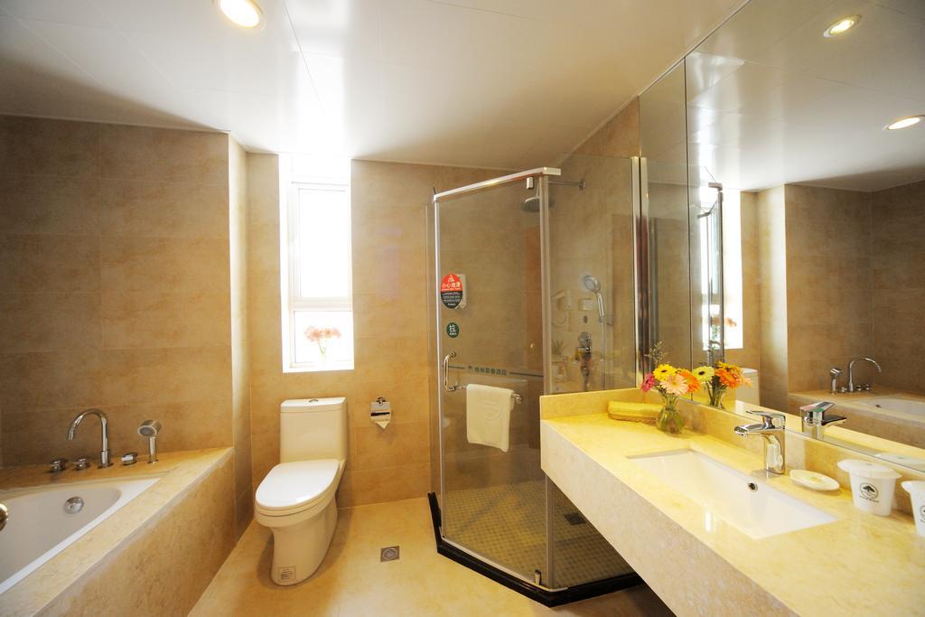 Greentree Inn Shanghai West Huaxia Road Metro Station Express Hotel Camera foto