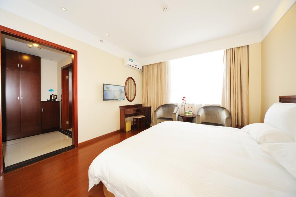 Greentree Inn Shanghai West Huaxia Road Metro Station Express Hotel Camera foto